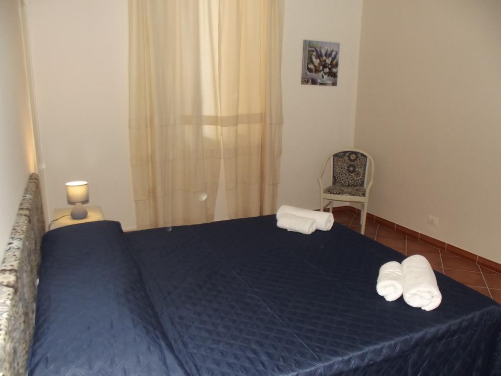 Al Decoro Bed & Breakfast ปาแลร์โม ภายนอก รูปภาพ
